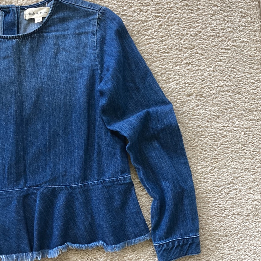 Cloth & Stone Long Sleeve Peplum Blouse - Picture 4 of 7